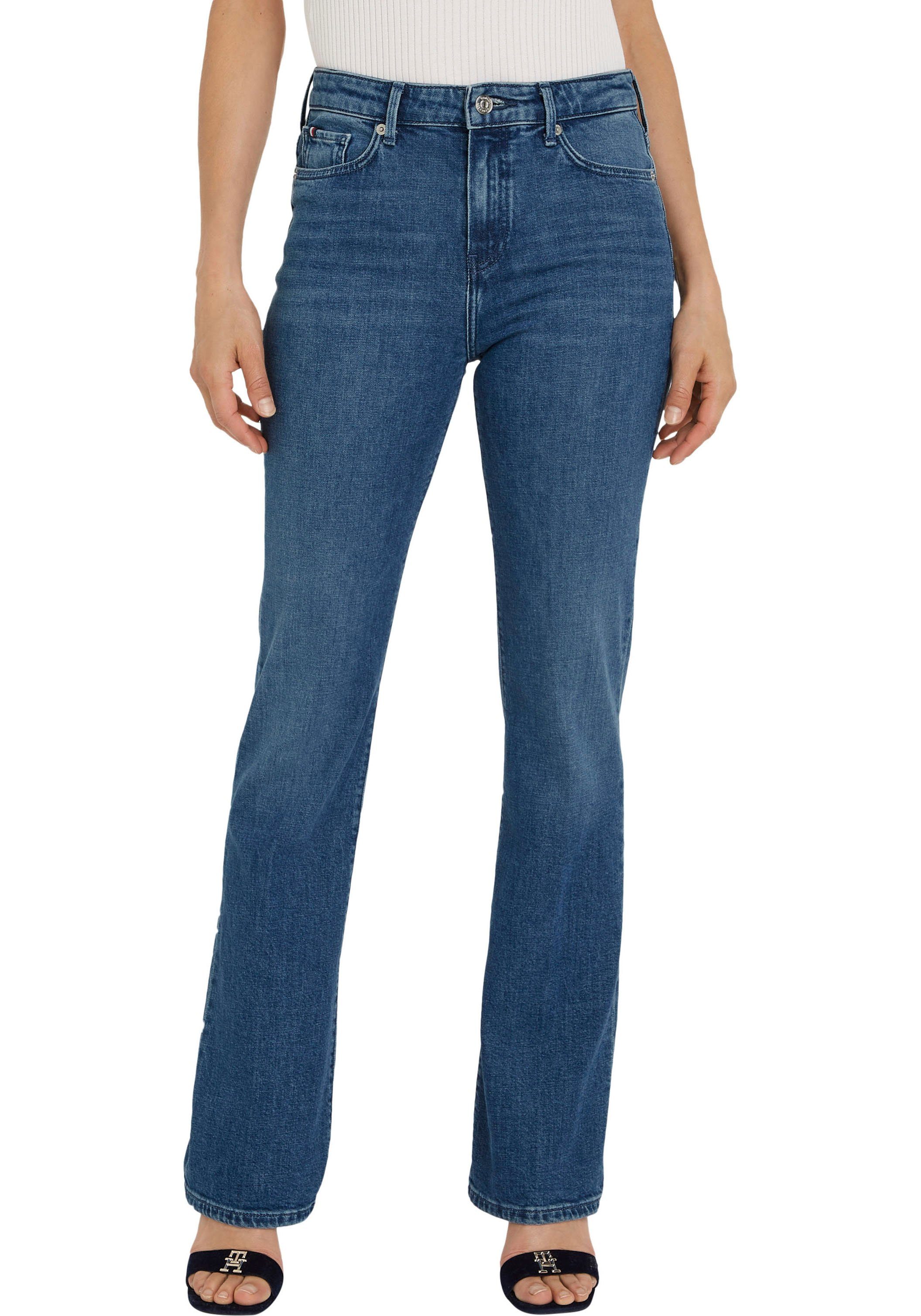 Tommy Hilfiger Bootcut-Jeans BOOTCUT RW PATY mit Tommy Hilfiger Logo-Badge